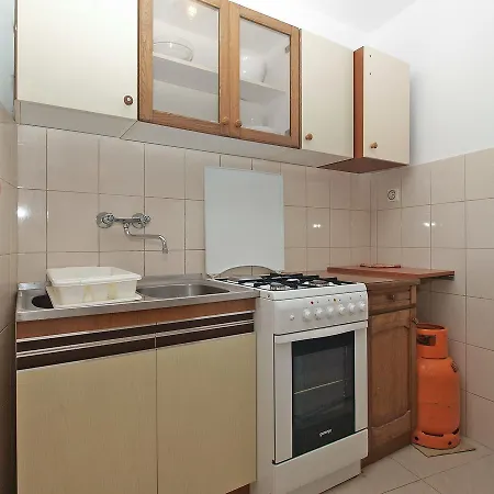 Luciano 1728 Apartment *