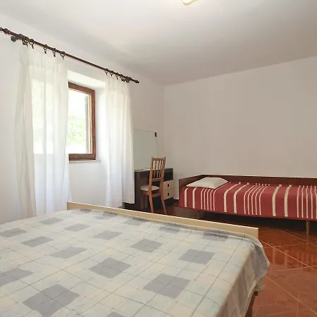 Luciano 1728 Premantura